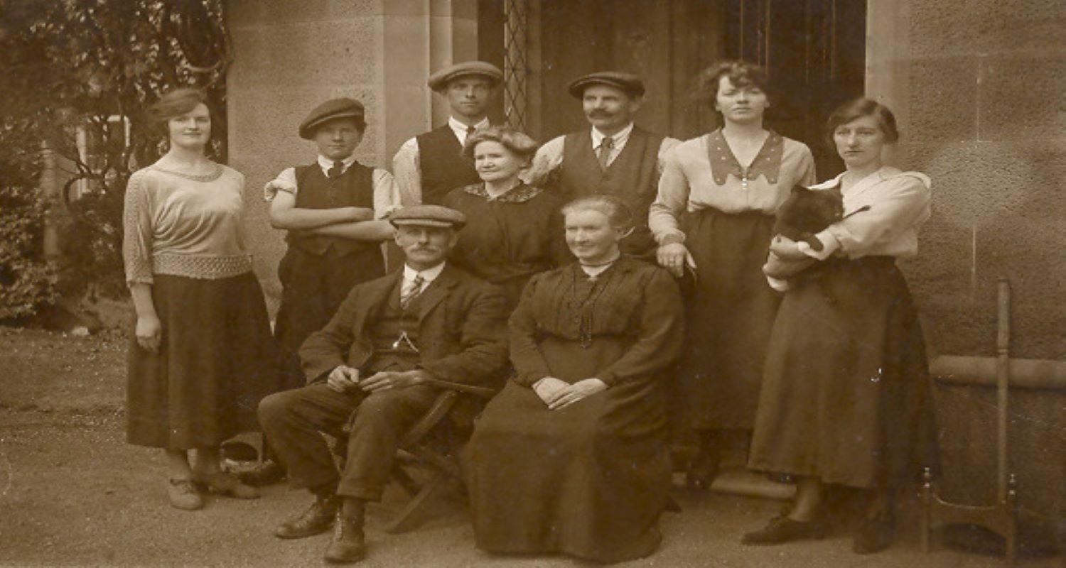 Group of Edwardian servants